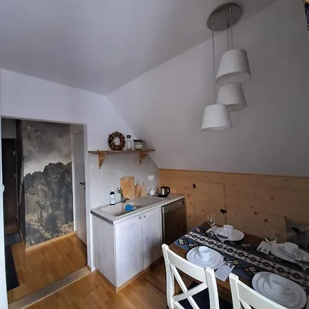 Apartment Salamandra 1 *